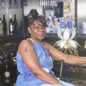 Meet your Posher, Norma